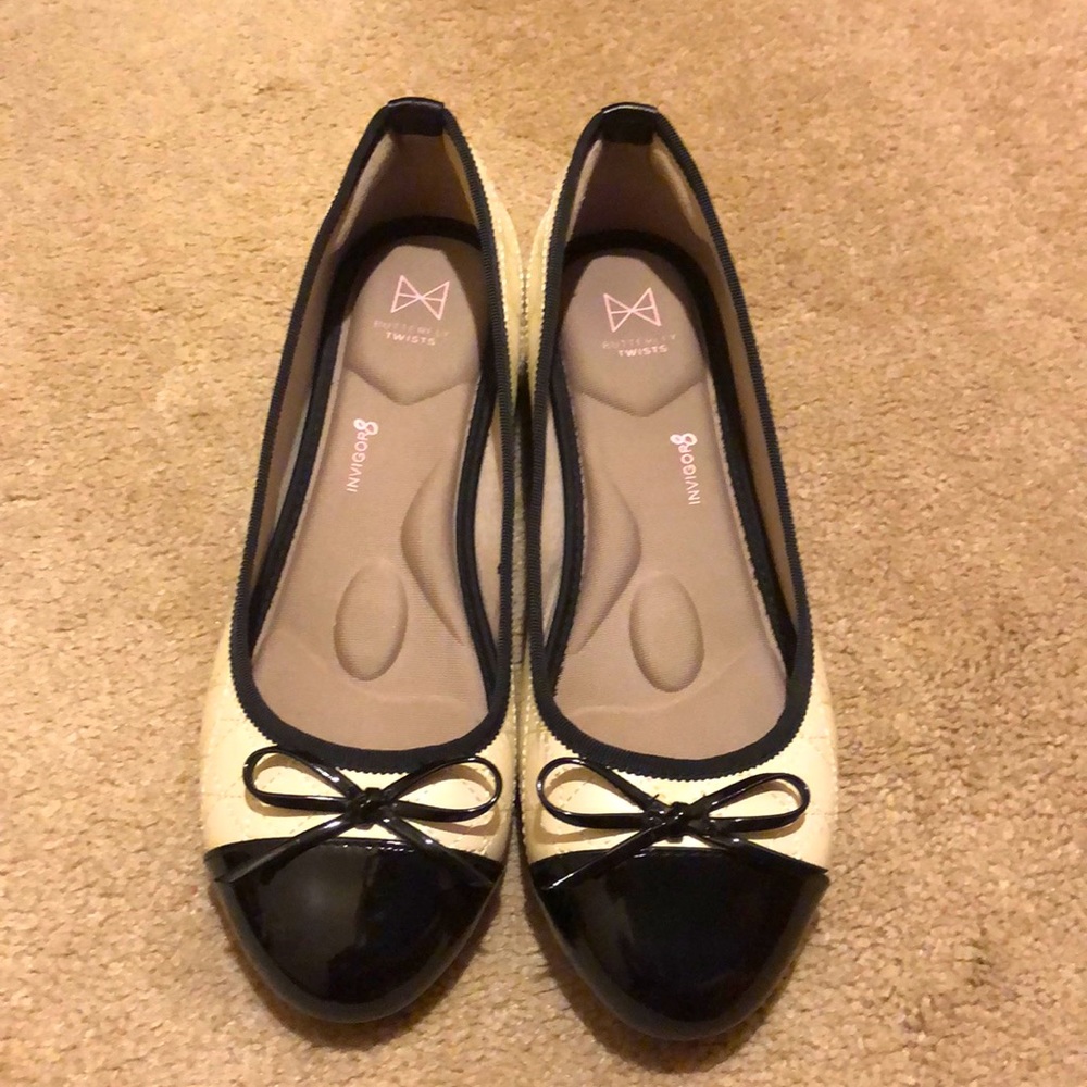 Butterfly Twists heels, cream size 9